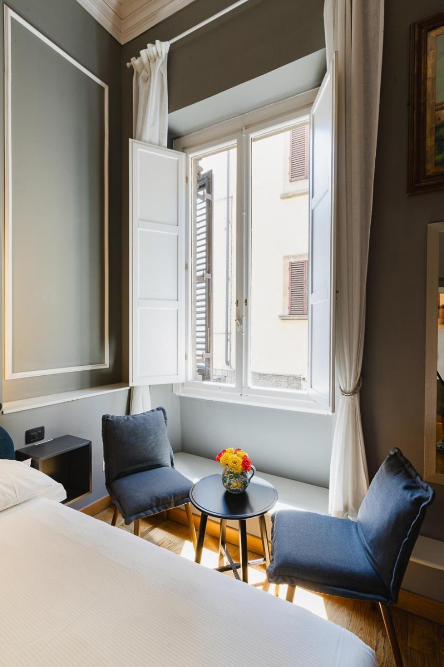 Am Collection Cavour Bed & Breakfast Флоренция Екстериор снимка